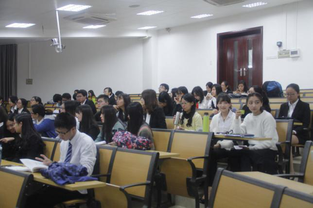 在调研中感悟社会  在聚焦中感知人生