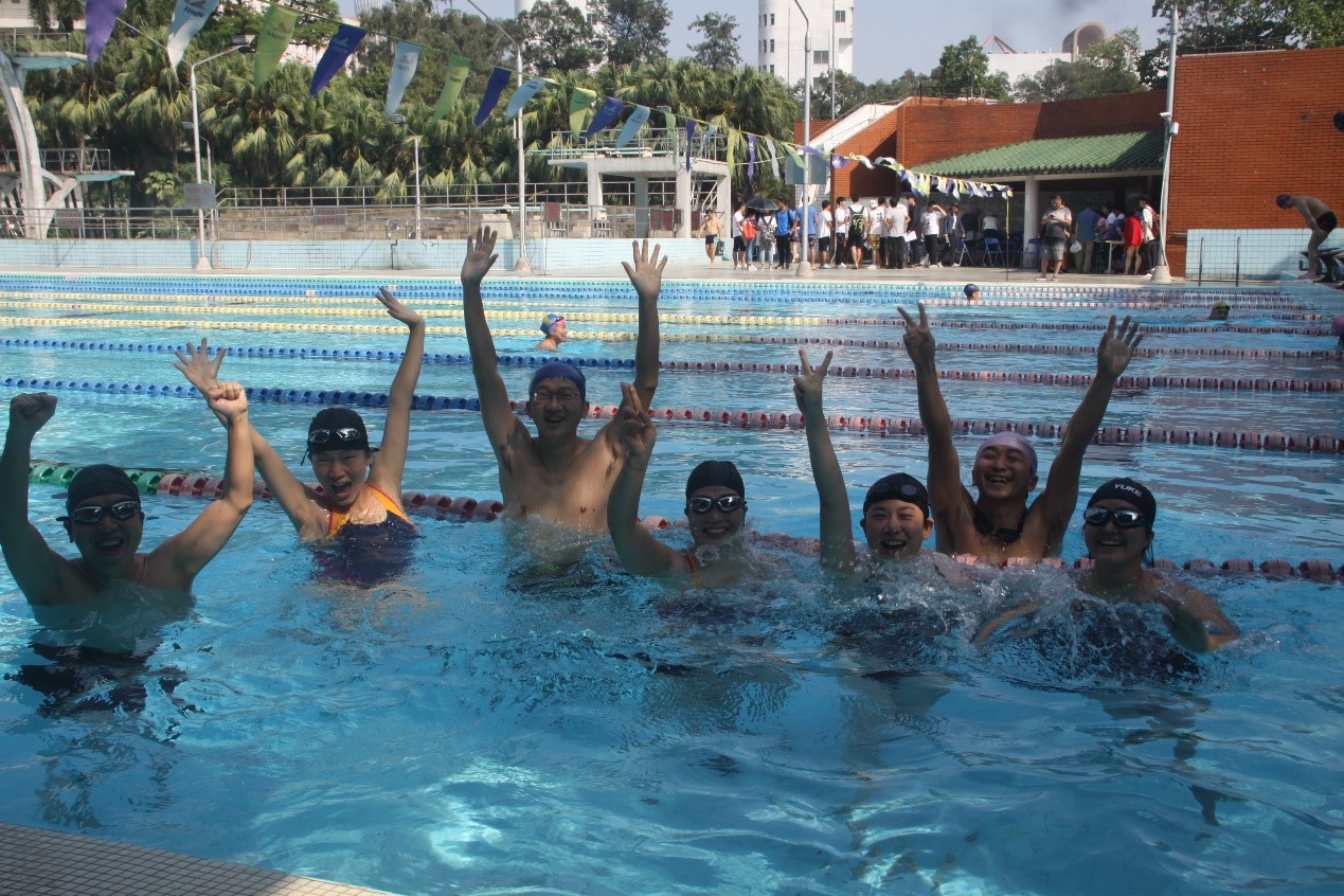 学习十九大精神，从“新”开始——社会学与人类学学院首次组队参加yl23455永利集团教职工游泳比赛勇创佳绩
